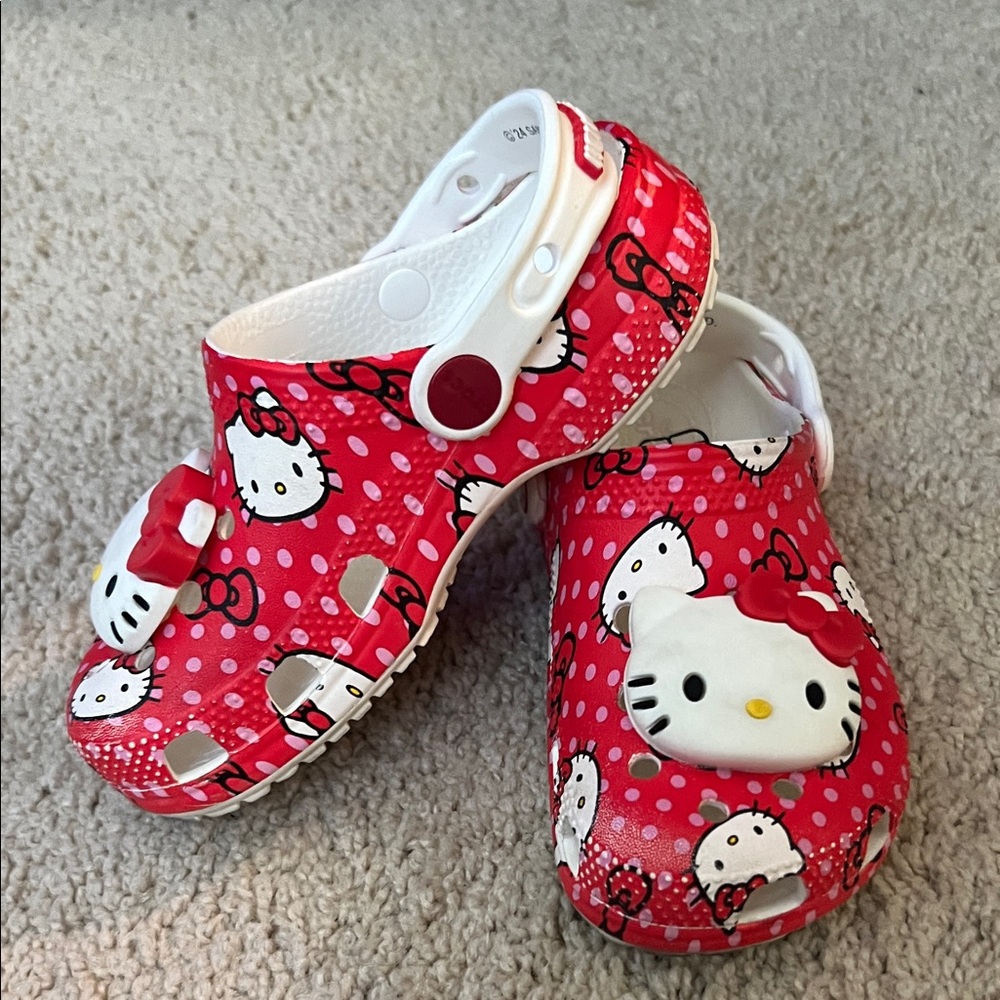 Sanrio Hello Kitty Kids Slippers - Red and White - Picture 3 of 12